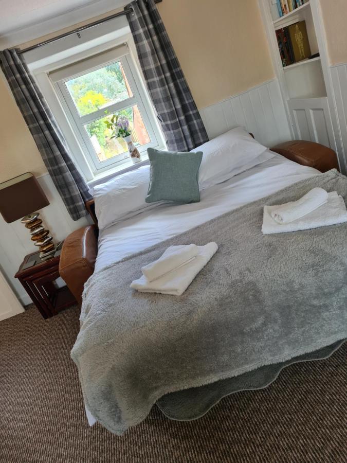 Ramblers Rest Apartment Kirriemuir Bagian luar foto