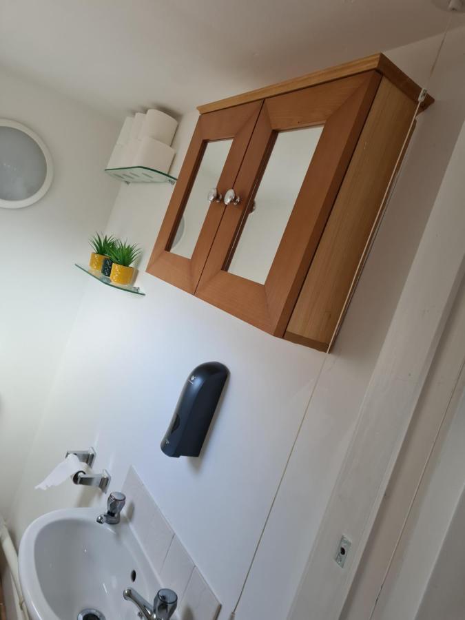 Ramblers Rest Apartment Kirriemuir Bagian luar foto